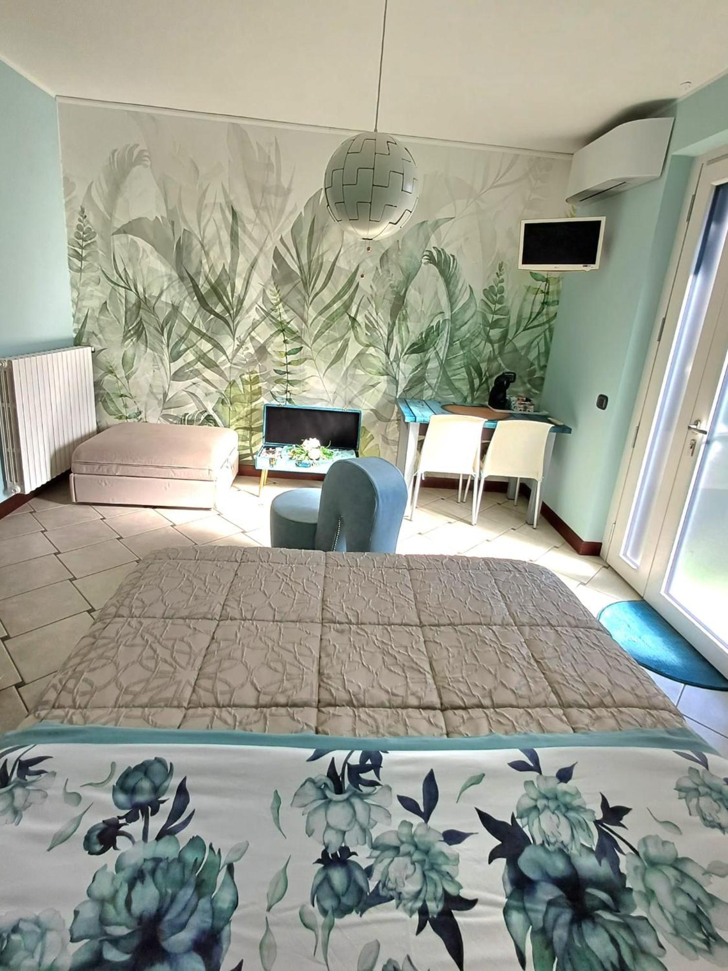 Maryhouse - Ingresso Indipendente Hotel Venegono Superiore Екстериор снимка